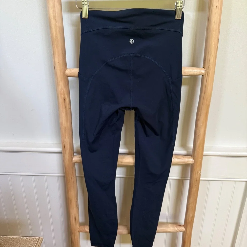 Lululemon Womens Navy Blue High Rise Pocketed Athletic Leggings Size 4 25" - Picture 2 of 7